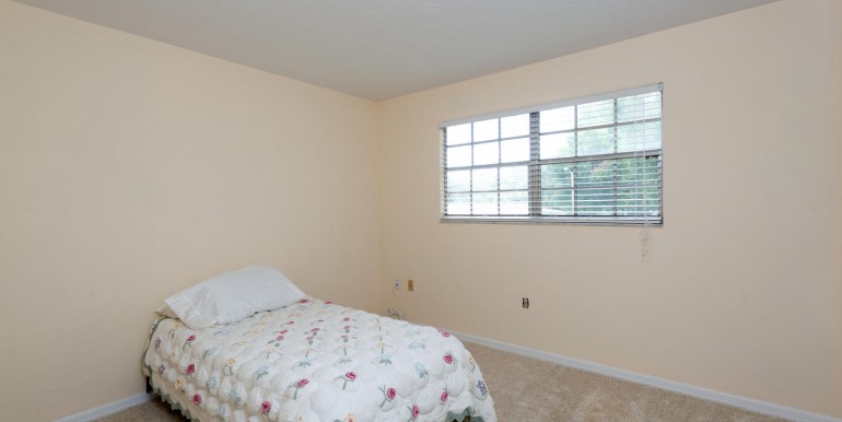 1624-Sheldon-Drive-Clearwater-large-018-Bedroom-1499x1000-72dpi-770x386
